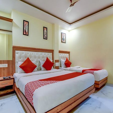 Hotel Sarthak Palace - By Pooja Hospitality نيودلهي المظهر الخارجي الصورة