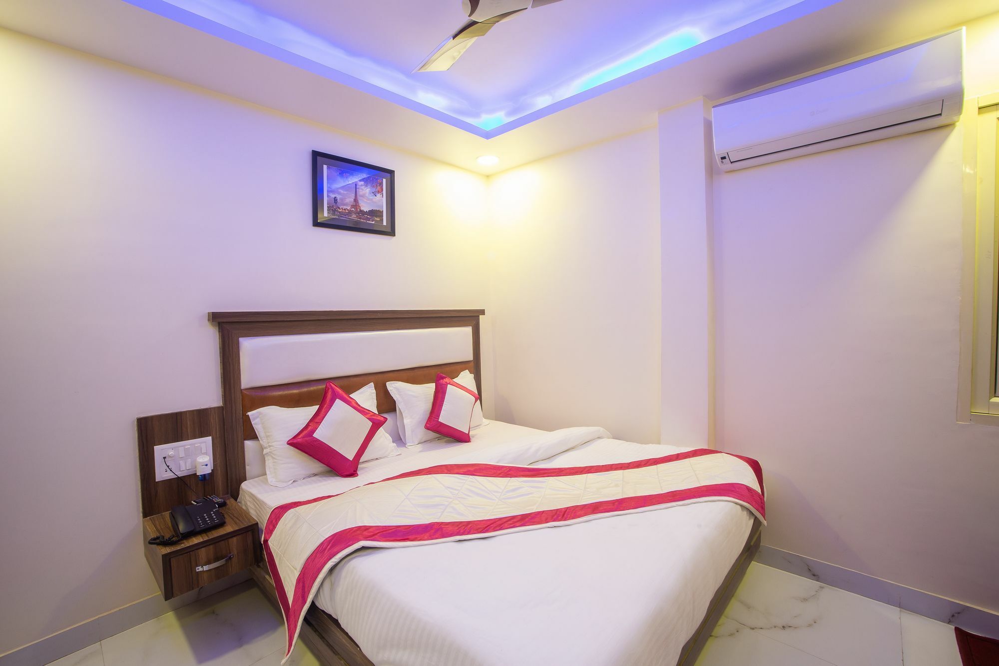 Hotel Sarthak Palace - By Pooja Hospitality نيودلهي المظهر الخارجي الصورة