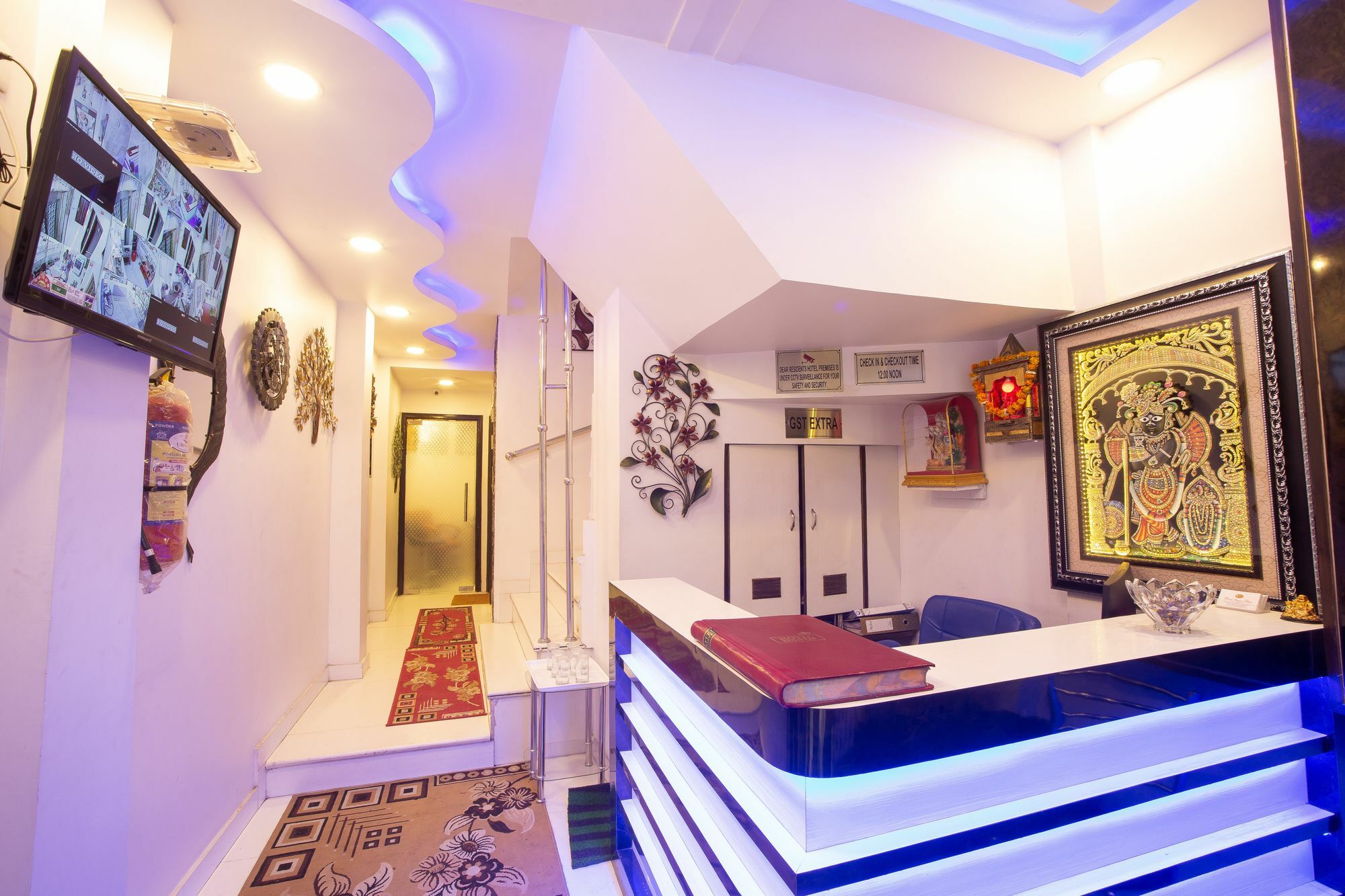 Hotel Sarthak Palace - By Pooja Hospitality نيودلهي المظهر الخارجي الصورة