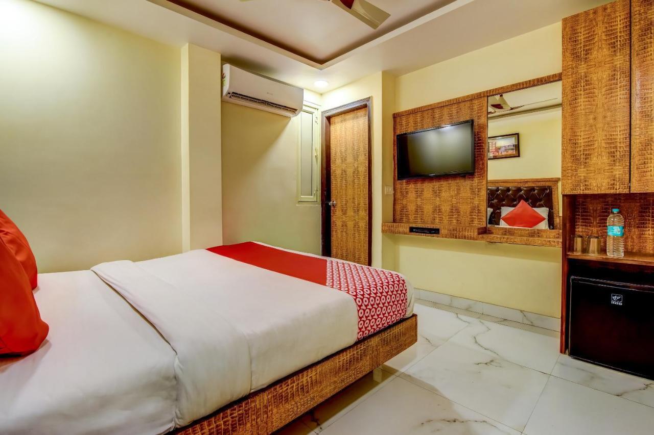 Hotel Sarthak Palace - By Pooja Hospitality نيودلهي المظهر الخارجي الصورة