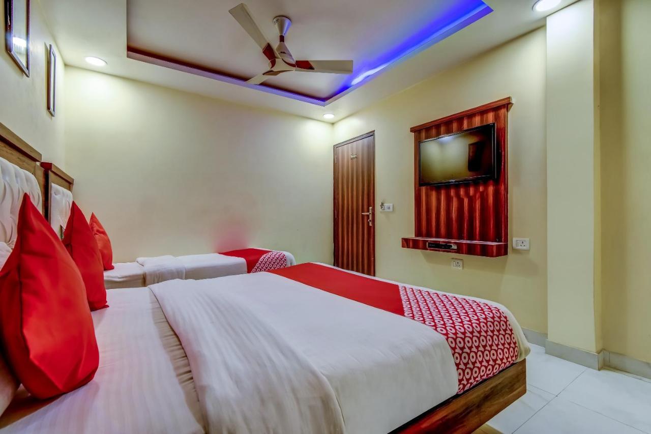 Hotel Sarthak Palace - By Pooja Hospitality نيودلهي المظهر الخارجي الصورة