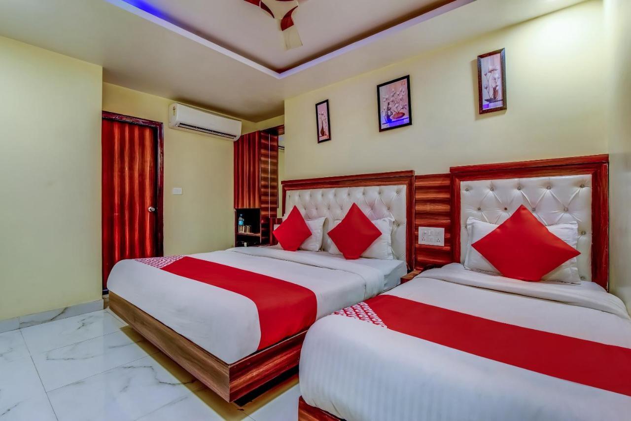 Hotel Sarthak Palace - By Pooja Hospitality نيودلهي المظهر الخارجي الصورة