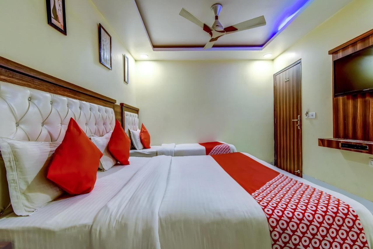 Hotel Sarthak Palace - By Pooja Hospitality نيودلهي المظهر الخارجي الصورة