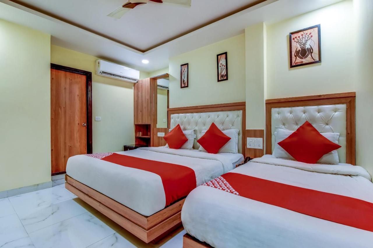 Hotel Sarthak Palace - By Pooja Hospitality نيودلهي المظهر الخارجي الصورة